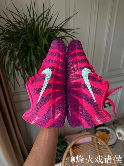 莫兰特社媒秀出多款全新配色JA3球鞋,令人目不暇接! 莫兰特社媒秀出多款全新配色JA3球鞋,令人目不暇接!