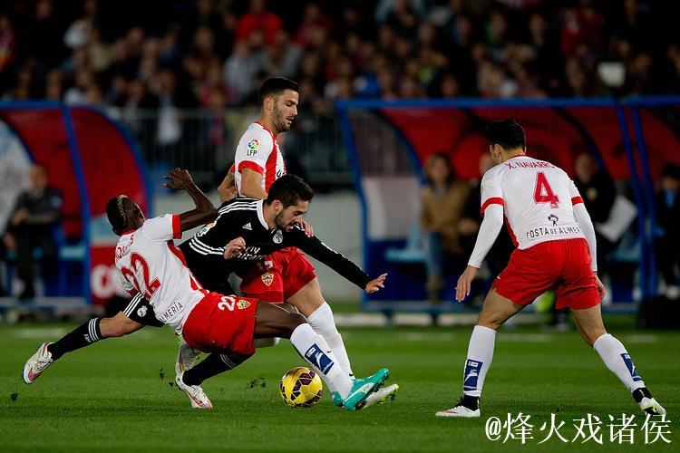 巴列卡诺本赛季首次在主场设置客队看台并加装隔离网